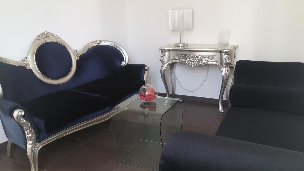 Up Room&Suite Lecce Exterior photo