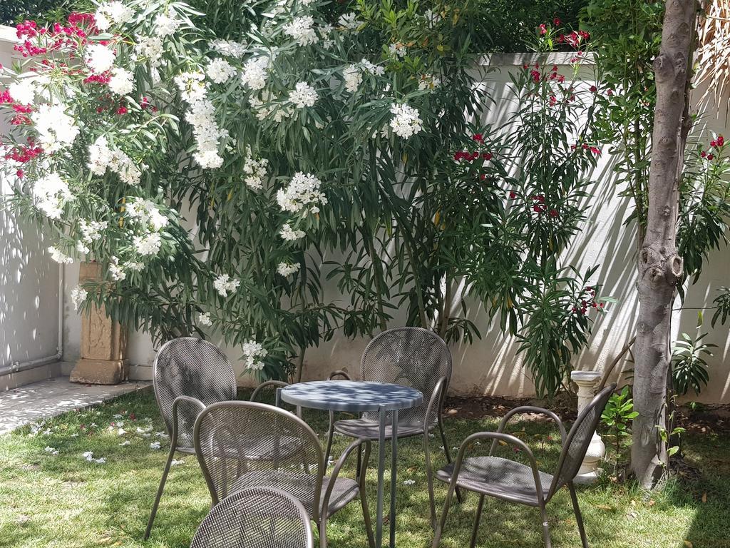 Up Room&Suite Lecce Exterior photo