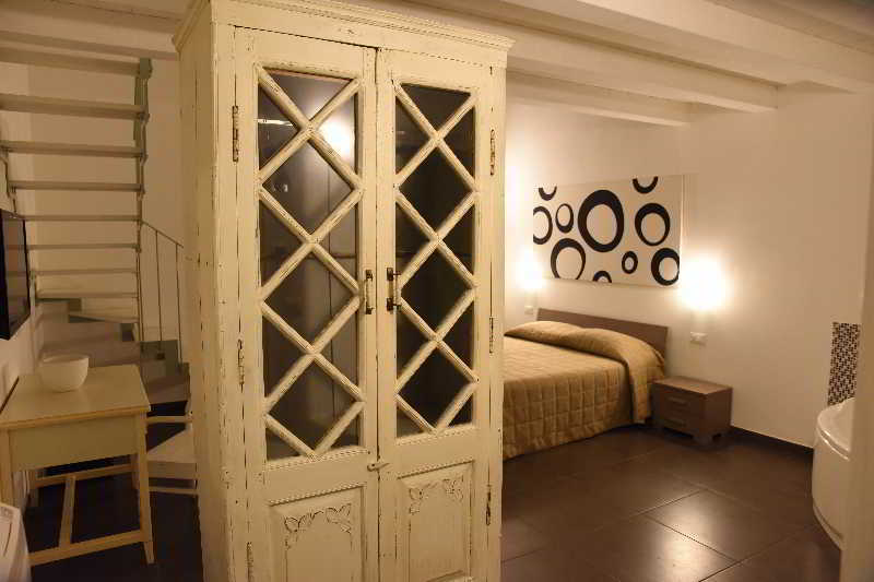Up Room&Suite Lecce Exterior photo