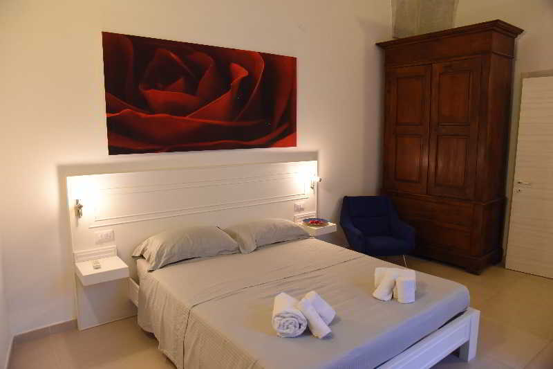 Up Room&Suite Lecce Exterior photo