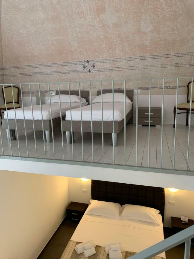 Up Room&Suite Lecce Exterior photo