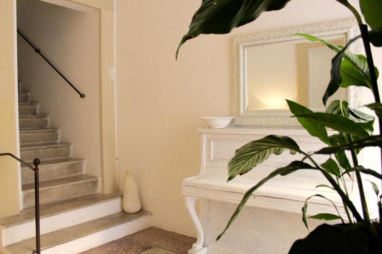Up Room&Suite Lecce Exterior photo