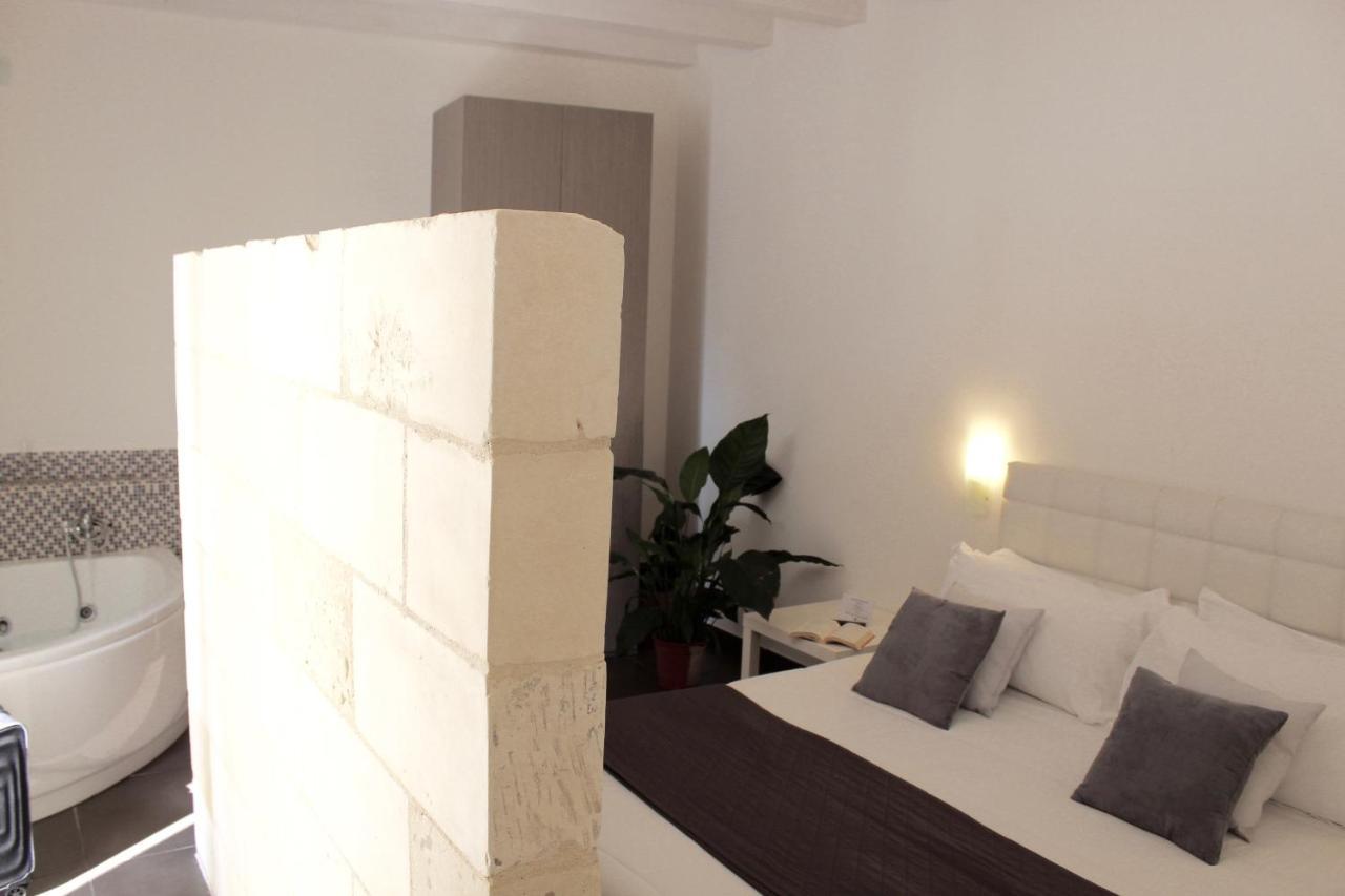 Up Room&Suite Lecce Exterior photo